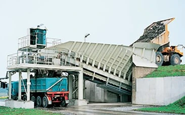 Apron Feeders Applied to Wagon Unloading Apron Feeders Applied to Wagon Unloading
