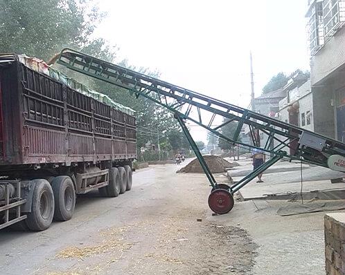 Portable Belt Conveyor For Tire Handling And Transportation high quality